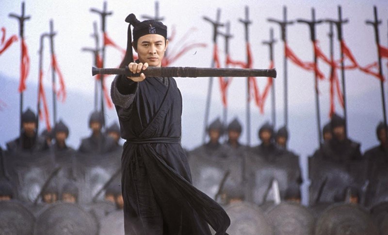 12-800x484-1 Hero (2002)
