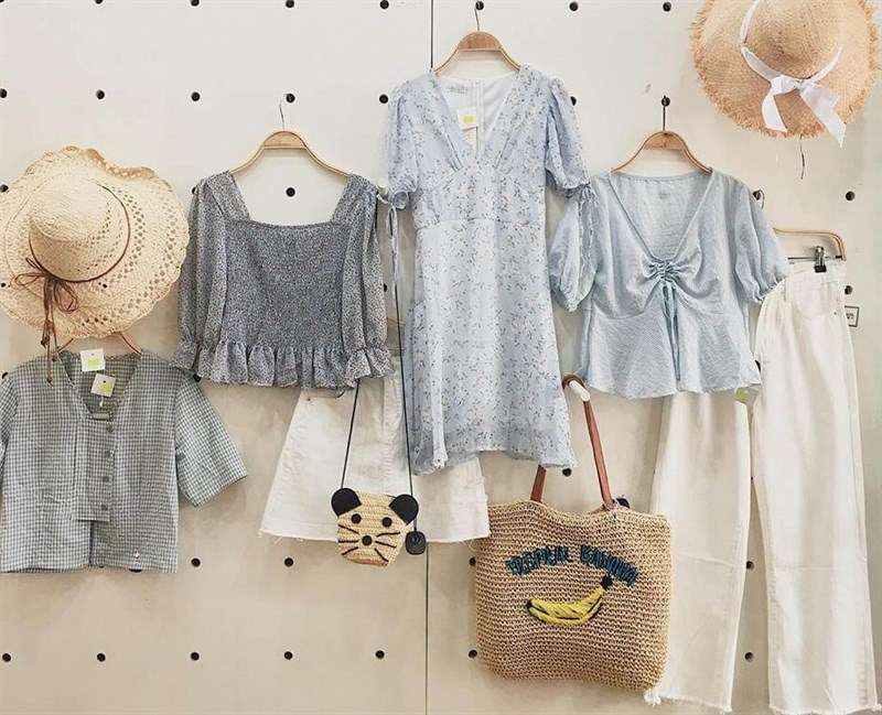 Quần áo, váy đầm Quần áo, váy đầm