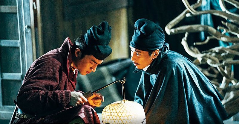Phim Địch Nhân Kiệt Địch Nhân Kiệt (phải) và Sa Đà Trung (trái)