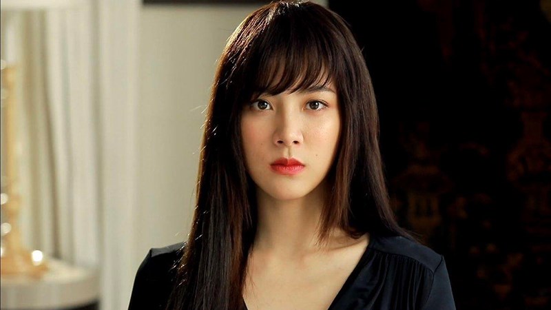 Nữ chính xinh đẹp trong Chiếc Lá Cuốn Bay Nữ chính xinh đẹp trong Chiếc Lá Cuốn Bay