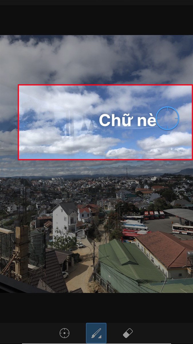 Sau khi chọn xong vùng muốn nhân bản, bạn tiến hành xóa chữ bằng cách nhấn vào chữ Sau khi chọn xong vùng muốn nhân bản, bạn tiến hành xóa chữ bằng cách nhấn vào chữ