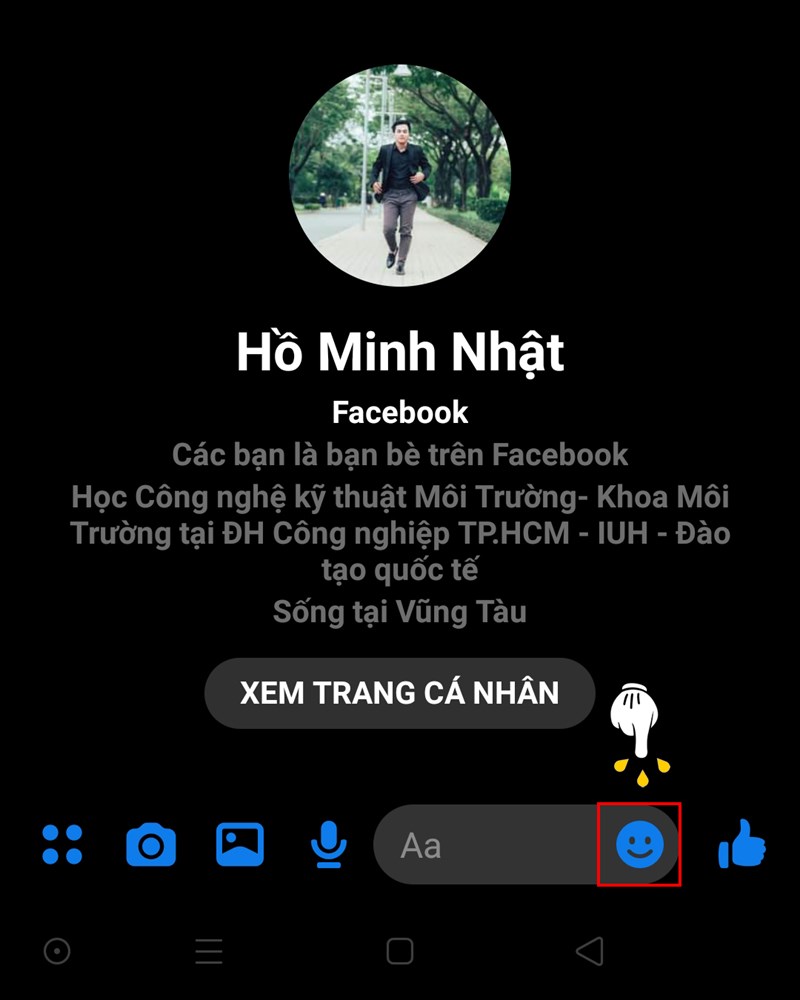 Chọn tab nhãn dán trong Messenger Chọn tab nhãn dán trong Messenger