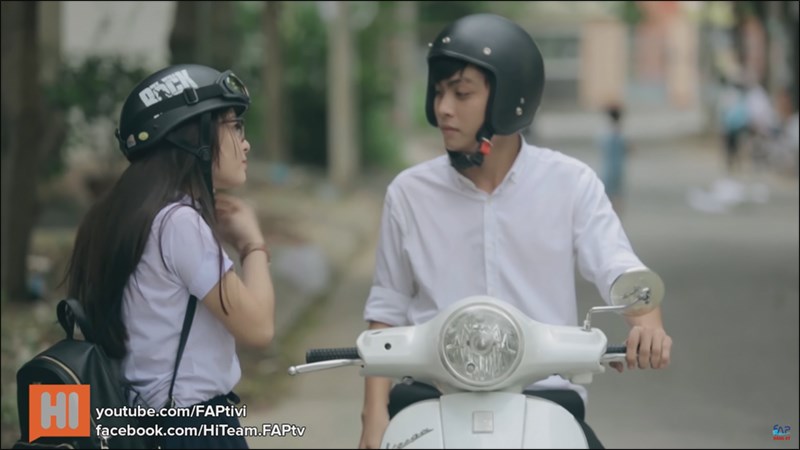 Là anh. Là anh.