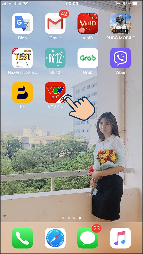 Đầu tiên bạn hãy vào ứng dụng VTV Go. Đầu tiên bạn hãy vào ứng dụng VTV Go.