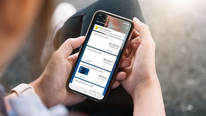 Nên sử dụng dịch vụ Mobile Banking hay Internet Banking? Nên sử dụng dịch vụ Mobile Banking hay Internet Banking?