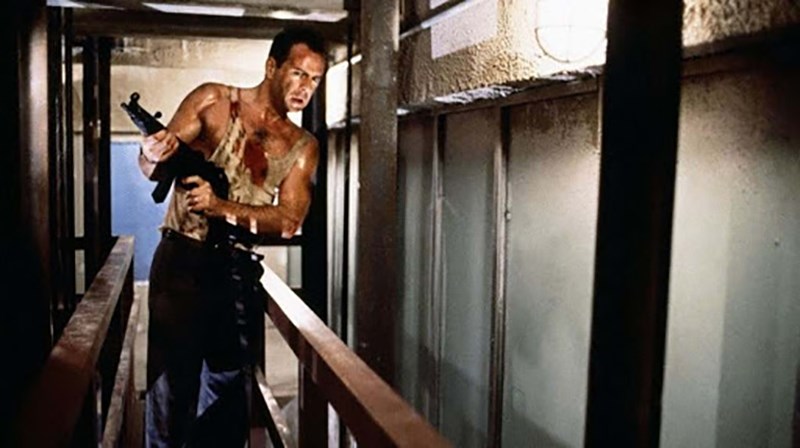 5-800x448-2 Die Hard (1988)
