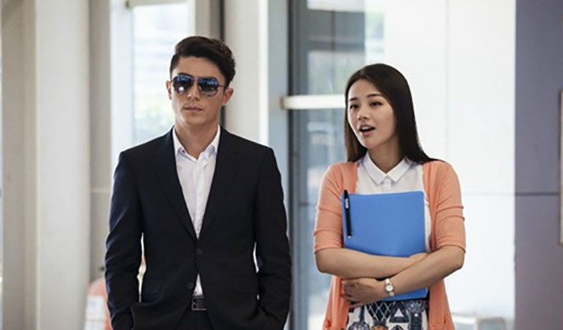 6-800x469-1 Hãy Nhắm Mắt Khi Anh Đến (Love Me, If You Dare)