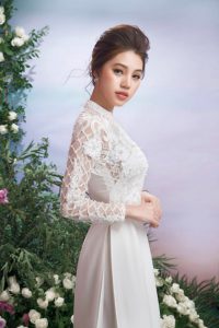 Áo dài cưới kết cườm