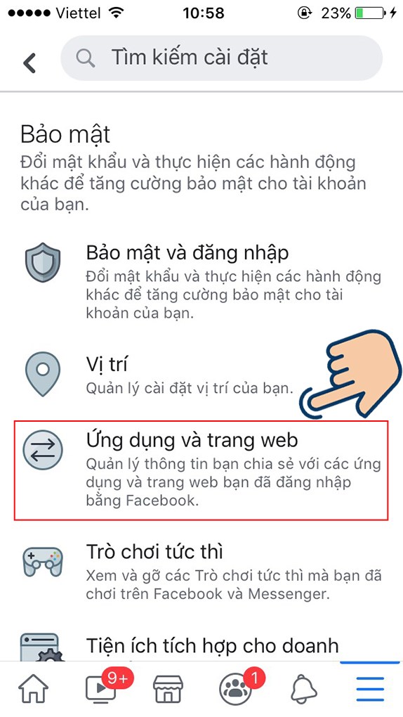 cach-chan-an-ban-be-de-chong-pha-nha-trong-coin-master5-574x1020-1 Tiếp tục chọn vào Ứng dụng và trang web.
