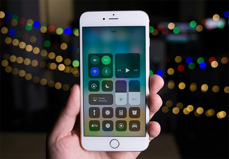 Nên để độ sáng màn hình iPhone dưới 50%