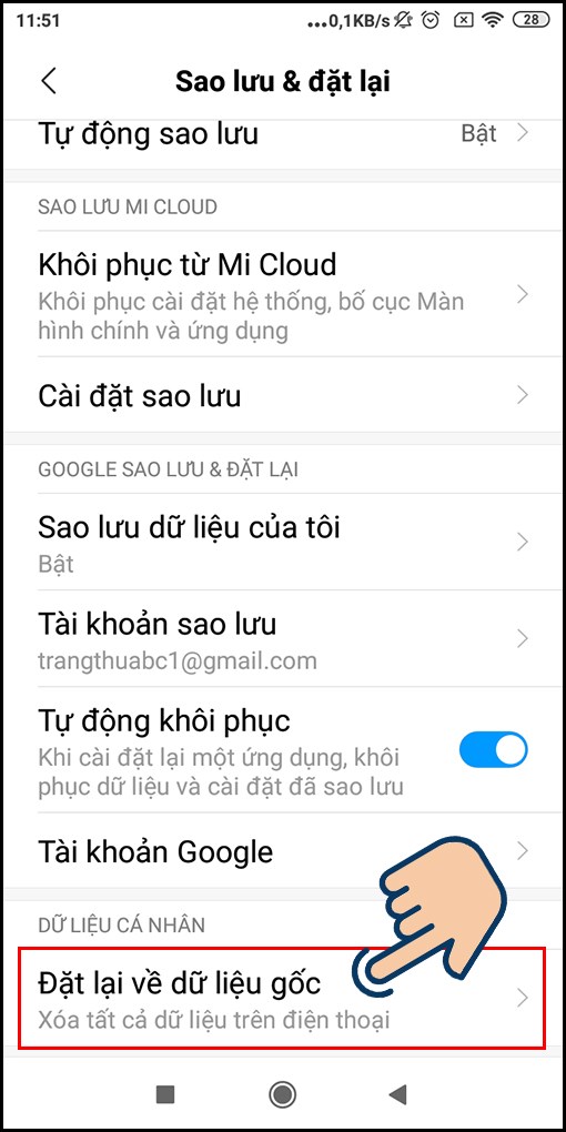 cach-khoi-phuc-cai-dat-goc-reset-dien-thoai-android-iphone-de4-510x1020-1 chọn Đặt lại về dữ liệu gốc.