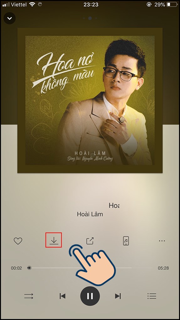 cach-tai-nhac-ve-may-tinh-dien-thoai-bang-nhaccuatui-don-gian8-574x1020-1 chọn vào biểu tượng mũi tên ngay dưới bài hát để tải về.