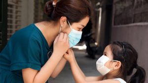 Cach-xem-ban-da-tiep-xuc-voi-nguoi-nhiem-COVID-19-hay-chua