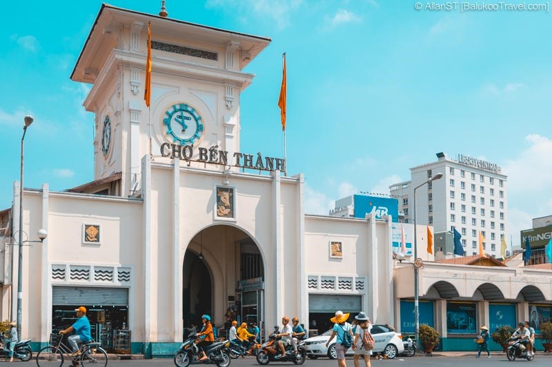Chợ Bến Thành - một trong những biểu tượng nổi bật của Sài Gòn Chợ Bến Thành - một trong những biểu tượng nổi bật của Sài Gòn
