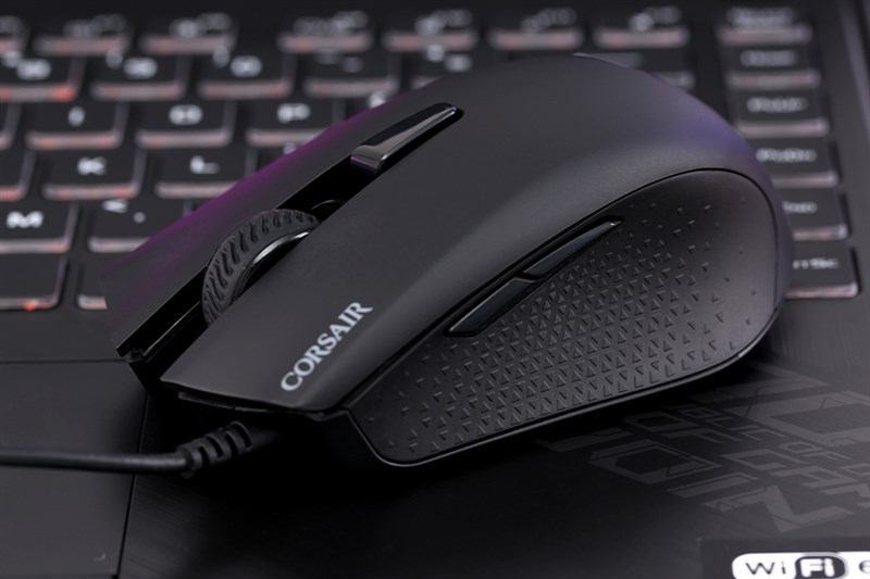 Corsair Harpoon RGB Pro Corsair Harpoon RGB Pro
