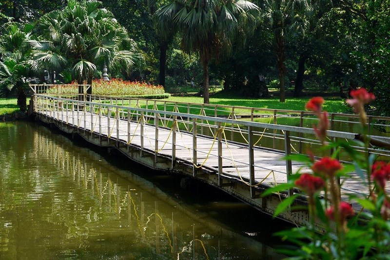 Cảnh quang xinh đẹp ở công viên Bách Thảo Cảnh quang xinh đẹp ở công viên Bách Thảo