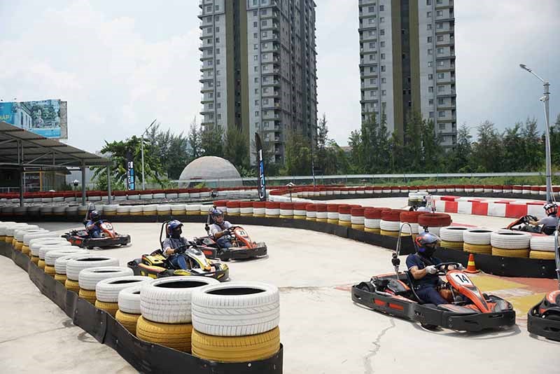 Đường đua xe Go Kart dài 320m tại Kart 1 Đường đua xe Go Kart dài 320m tại Kart 1