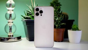iPhone giảm giá linh đình mùa Ơ-Rô