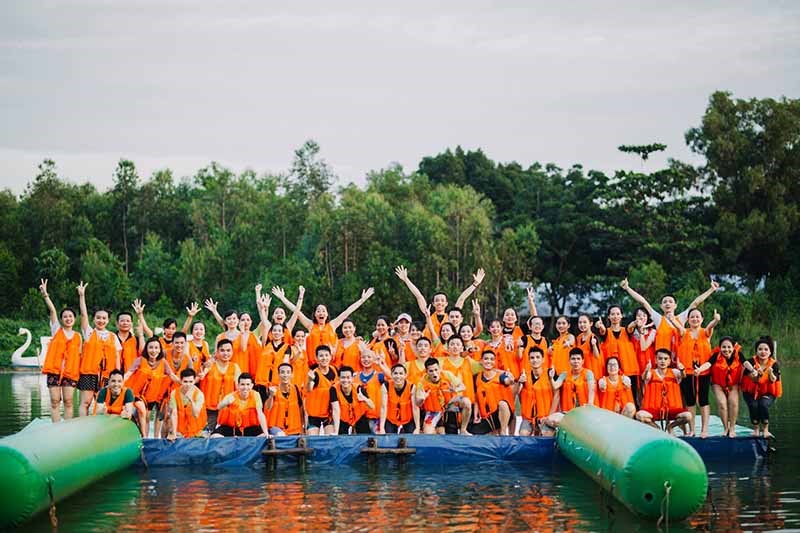 kdl-bo-cap-vang-3 Khách du lịch tại Khu du lịch Bò Cạp Vàng
