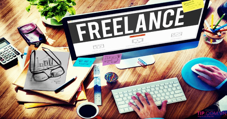 cách kiếm tiền tại nhà khi bạn là một freelancer