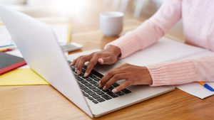 TOP laptop thiết kế mỏng nhẹ