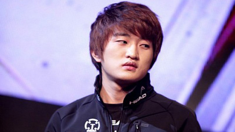 Lee Young-Ho (Flash) Lee Young-Ho (Flash)