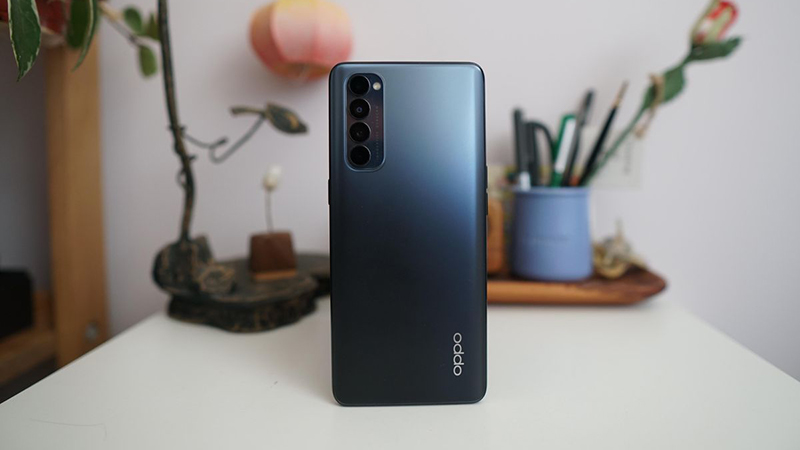 OPPO Reno4 Pro OPPO Reno4 Pro