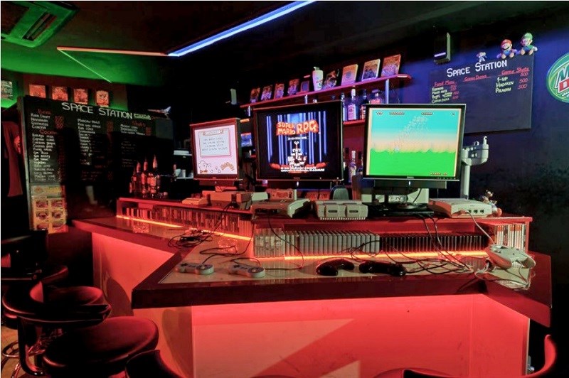 Hình ảnh bên trong quán bar Hình ảnh bên trong quán bar