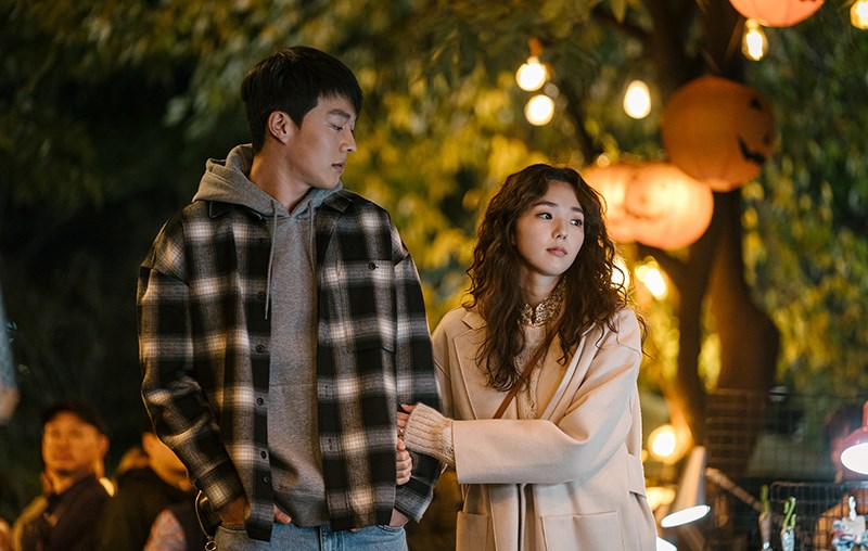 Một Jang Hyuk ngọt ngào bên cạnh Da Eun Một Jang Hyuk ngọt ngào bên cạnh Da Eun
