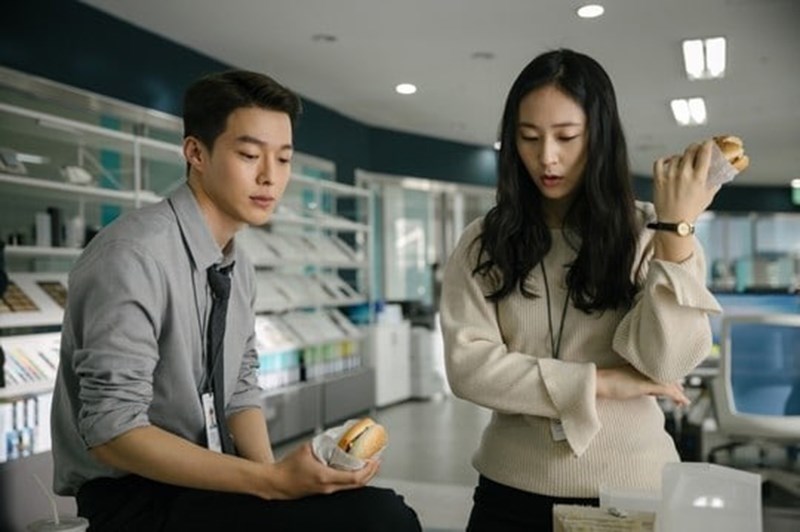 Hay một Jang Kyuk thành đạt, lịch lãm bên cạnh Bo Young Hay một Jang Kyuk thành đạt, lịch lãm bên cạnh Bo Young