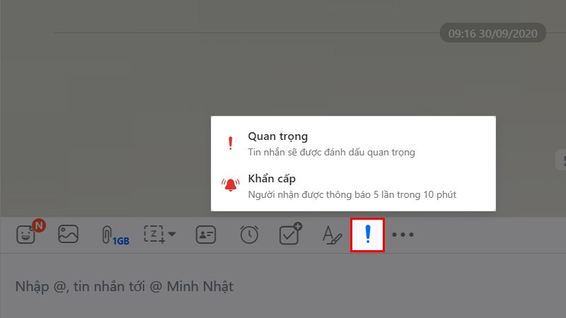 Nhấn vào biểu tượng dấu chấm than để gửi tin nhắn khẩn cấp Nhấn vào biểu tượng dấu chấm than để gửi tin nhắn khẩn cấp