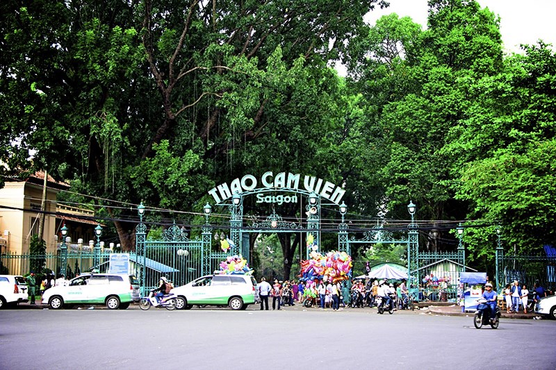 Cổng vào khu Thảo Cầm Viên Cổng vào khu Thảo Cầm Viên