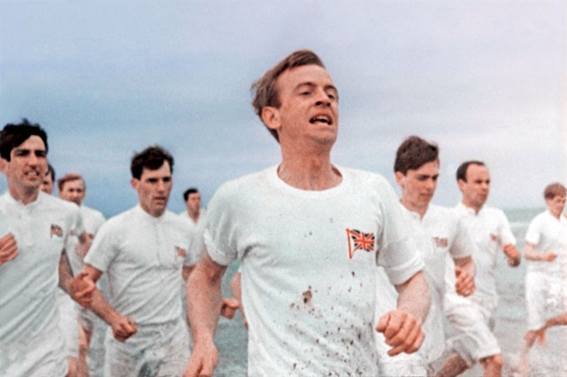 Eric Liddell (Ian Charleson) dẫn đầu dàn diễn viên Eric Liddell (Ian Charleson) dẫn đầu dàn vận động viên