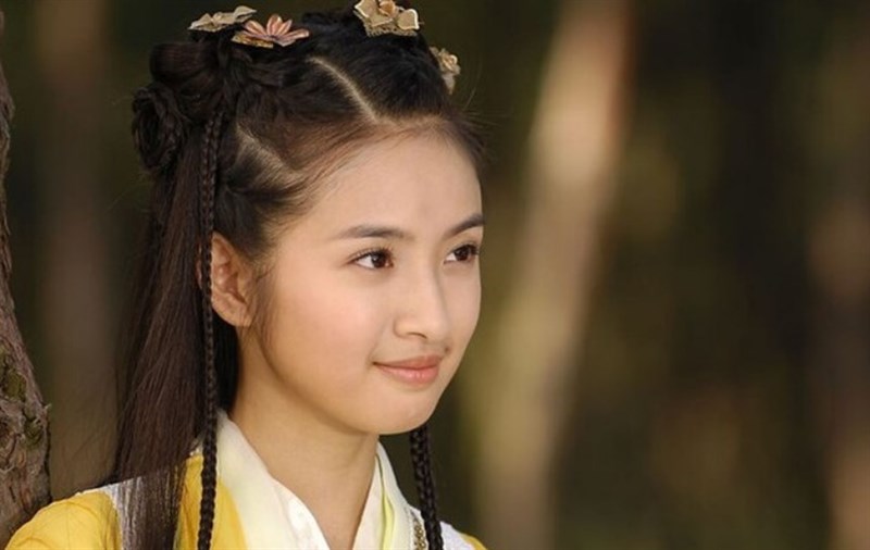 Hoàng Dung do Lâm Y Thần đảm vai Hoàng Dung do Lâm Y Thần đảm vai