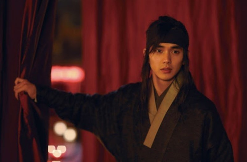 Yoo Seung Ho trong vai nhà ảo thuật Hwan Hee Yoo Seung Ho trong vai nhà ảo thuật Hwan Hee