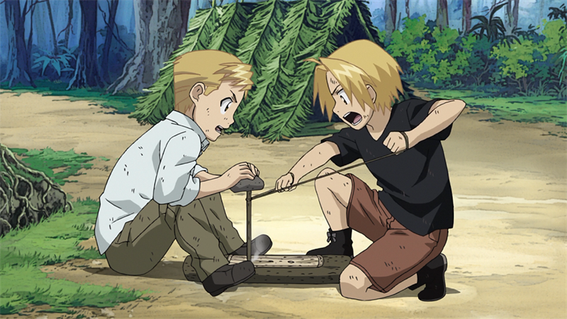 Edward (bên phải) và Alphonse Elric (bên trái) Edward (bên phải) và Alphonse Elric (bên trái)