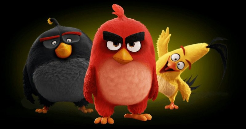 Red (ở giữa), Chuck (bên phải) và Bomb (bên trái) Red (ở giữa), Chuck (bên phải) và Bomb (bên trái)