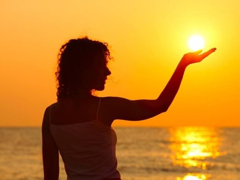 Mặt trời cũng có lúc nhỏ nhắn như này đây