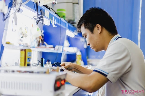 trung-tam-sua-chua-dien-thoai-oppo-uy-tin-tai-tphcm-2 Trung tâm sửa chữa điện thoại Oppo uy tín tại TPHCM