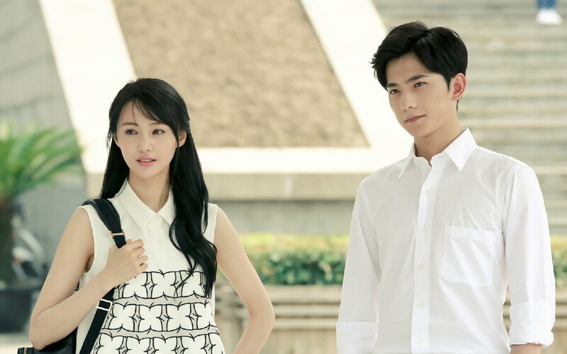 Cặp đôi chính gây điên đảo một thời trong phim Yêu Em Từ Cái Nhìn Đầu Tiên Cặp đôi chính gây điên đảo một thời trong phim Yêu Em Từ Cái Nhìn Đầu Tiên