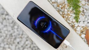Năm 2021: Nhiều smartphone hàng đầu sẽ được trang bị sạc nhanh trên 120W