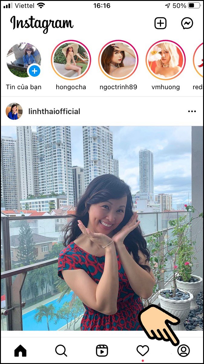 Bấm vào trang cá nhân biểu tượng hình người Bấm vào trang cá nhân biểu tượng hình người