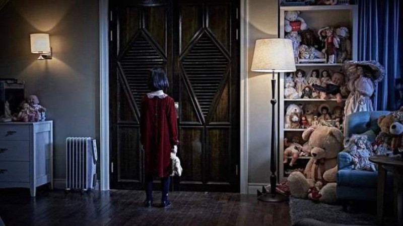 The Closet (Tủ Quần Áo Bí Ẩn) The Closet (Tủ Quần Áo Bí Ẩn)