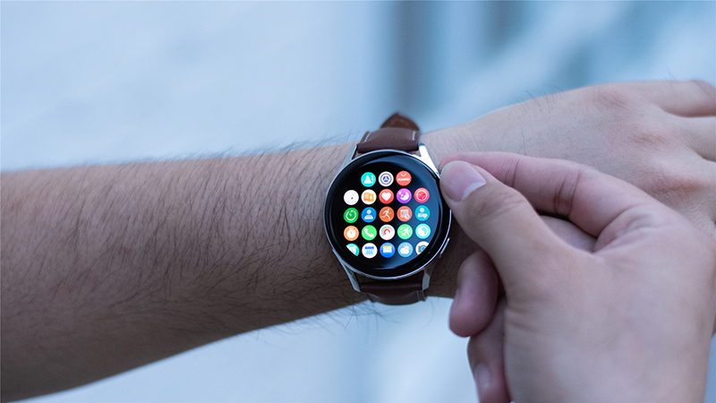 Huawei Watch 3 và 3 Pro sở hữu màn hình AMOLED sống động cùng sắp xếp dạng lưới hoặc dạng đối xứng