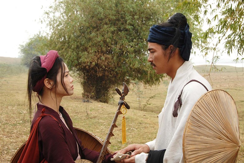 Cầm/Gái và Tố Như (từ trái sang) Cầm và Tố Như (từ trái sang)