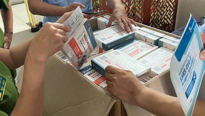 Có nên mua bộ kit test nhanh Covid-19 qua mạng không? Có nên mua bộ kit test nhanh Covid-19 qua mạng không?