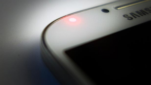 Đèn LED thông báo trên Android