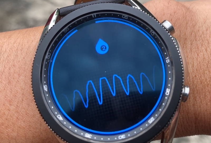 cach-do-nong-do-oxy-trong-mau-spo2-tren-samsung-watch-chi1206 Đồng hồ đang đo