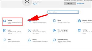 Mở giao diện Setting bằng tổ hợp phím Windows +I. Tại đây, bạn hãy bấm chọn System.