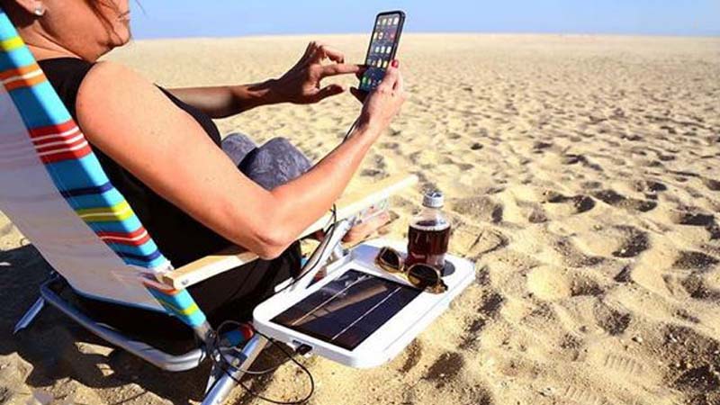 Không nên dùng điện thoại trong môi trường nắng nóng